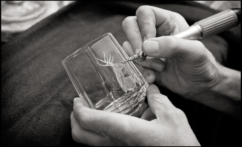 Oxford’s Artistic Secret: Glass Engraving Experience