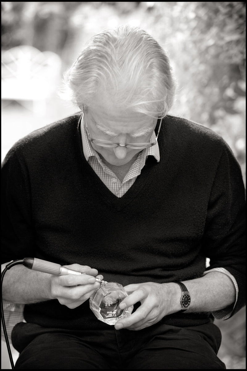 Oxford’s Artistic Secret: Glass Engraving Experience