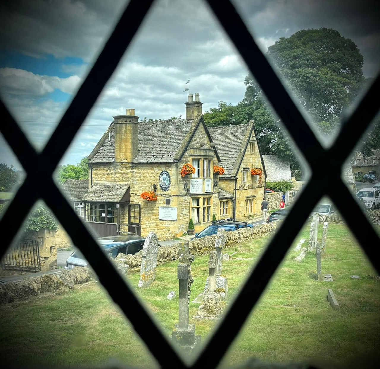 A Sunday Tour of the Cotswolds