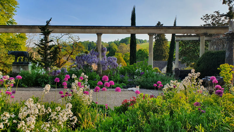 3 Hidden Gardens – A Private Cotswold Experience